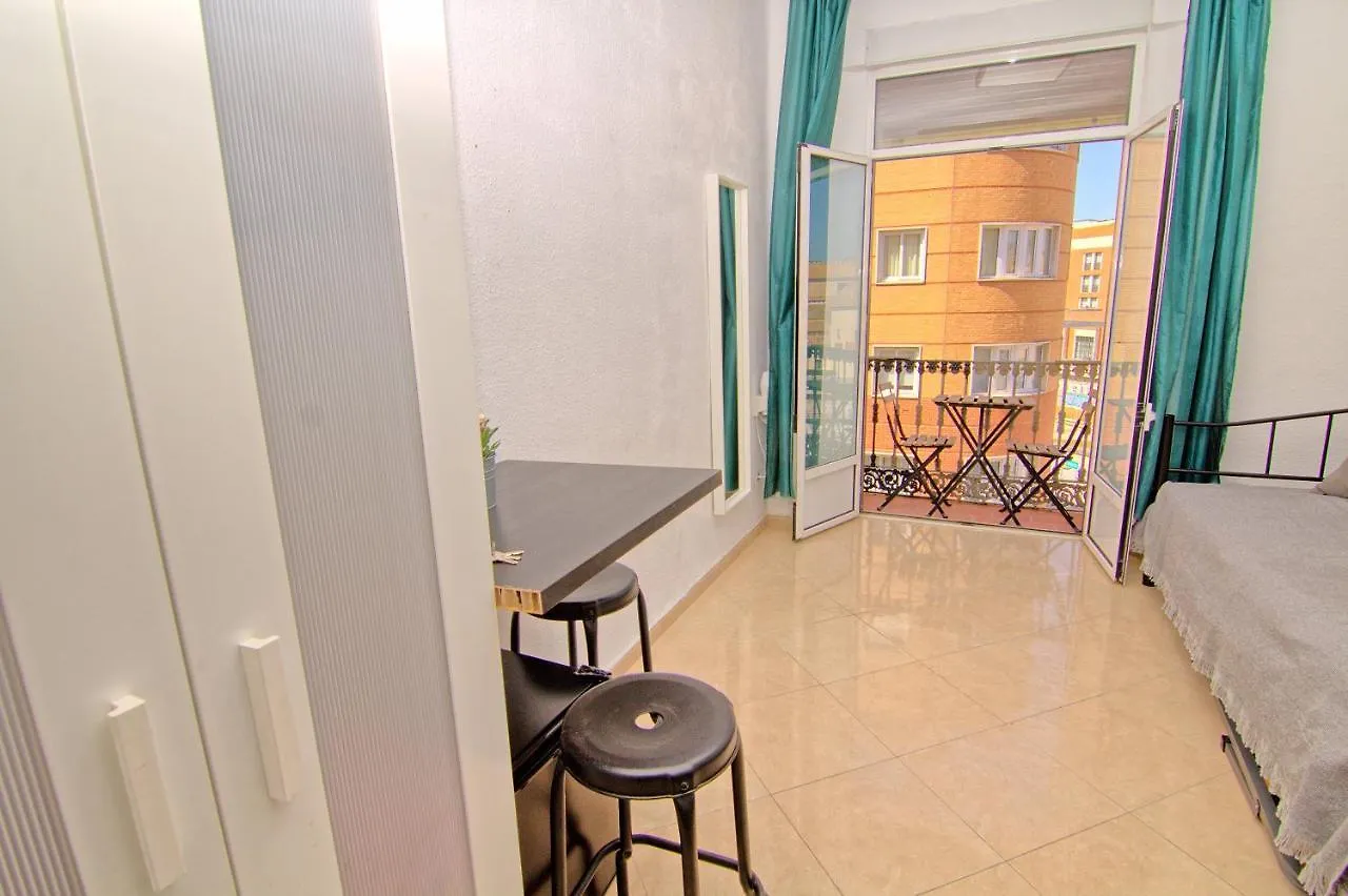 Balcony & Room Malaga Centro Homestay